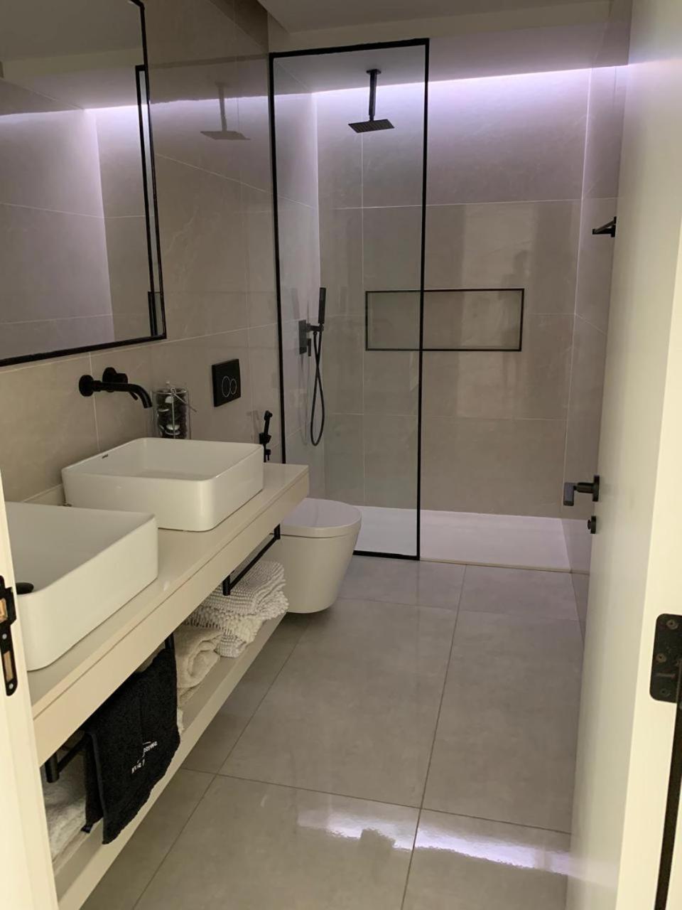 Apartamento Deluxe Santa Filomena Mindelo Esterno foto